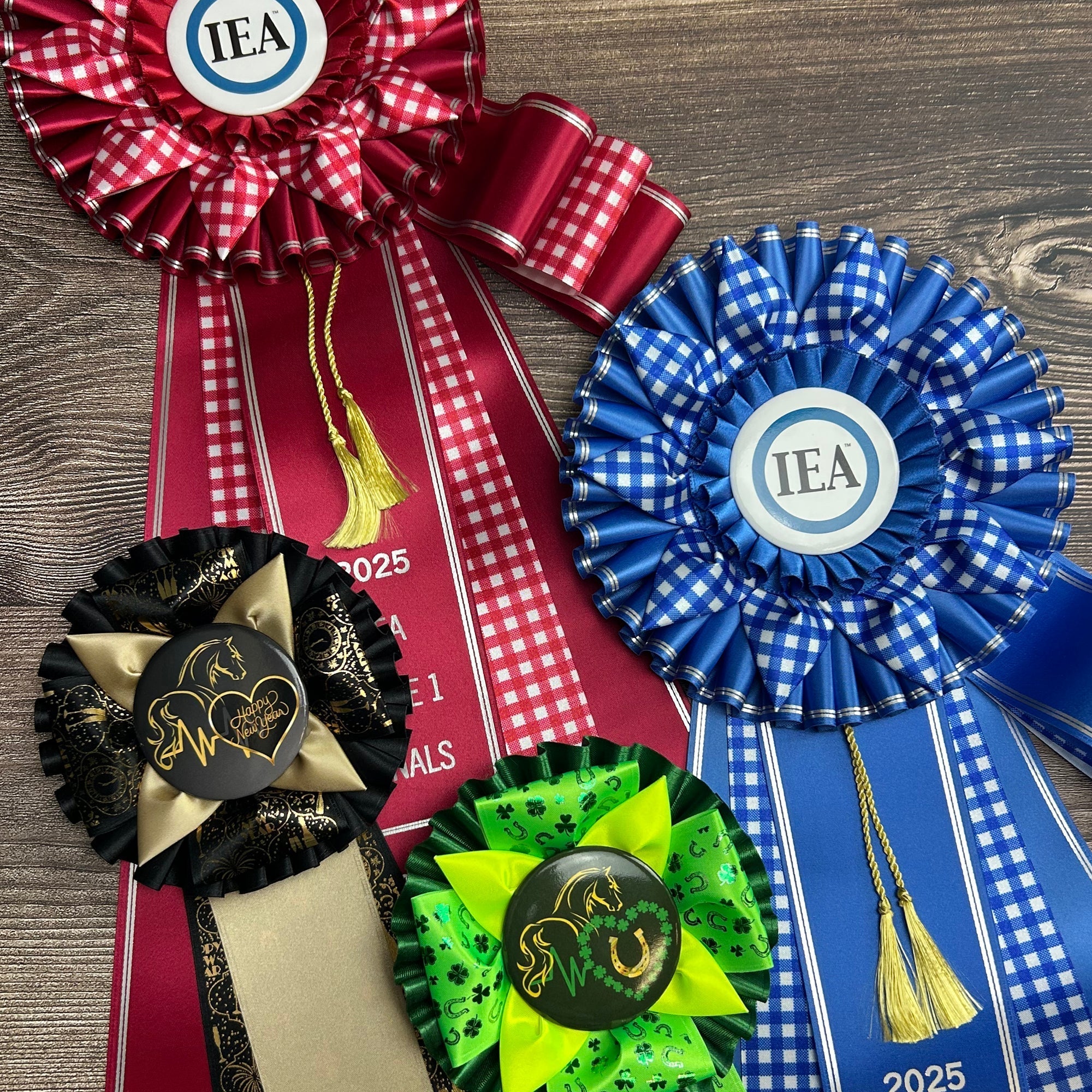 Personalized Rosettes: Crafted to Reflect Your Unique Style.